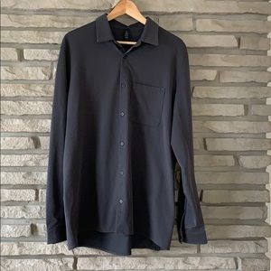 Men’s lululemon bottom down shirt